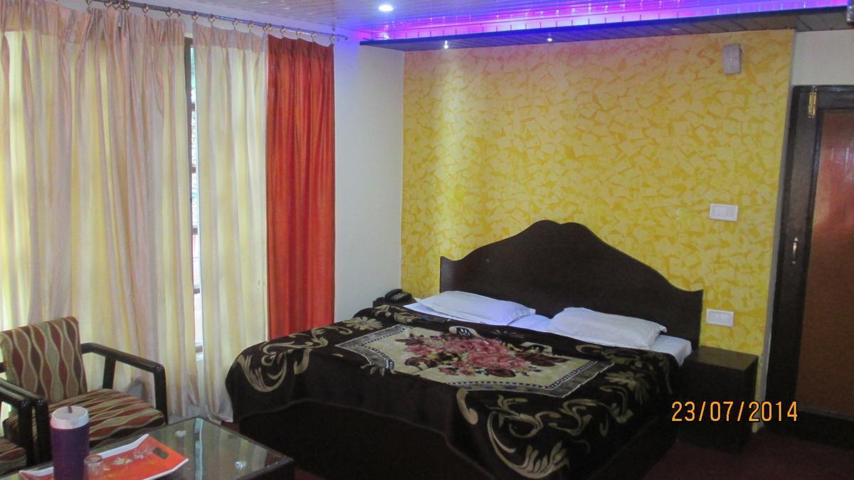 Hotel Bombay Palace Далхаузи Экстерьер фото