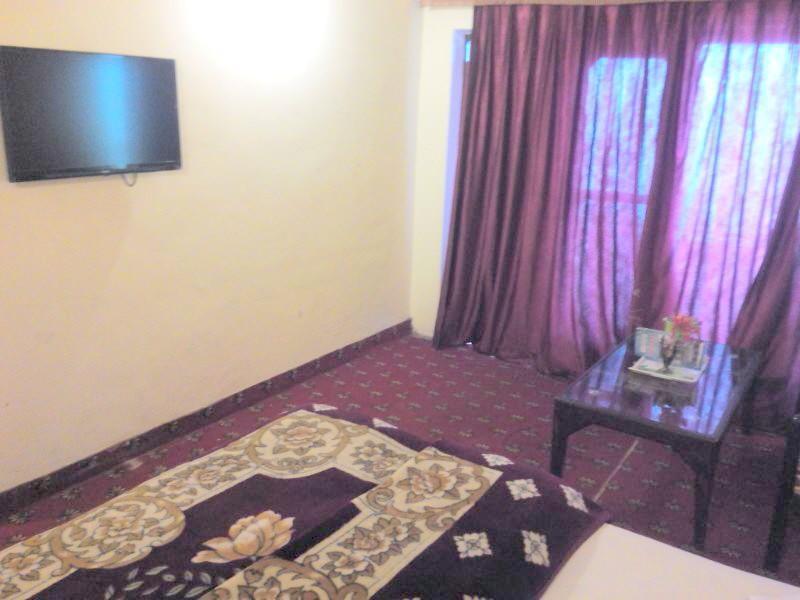 Hotel Bombay Palace Далхаузи Экстерьер фото